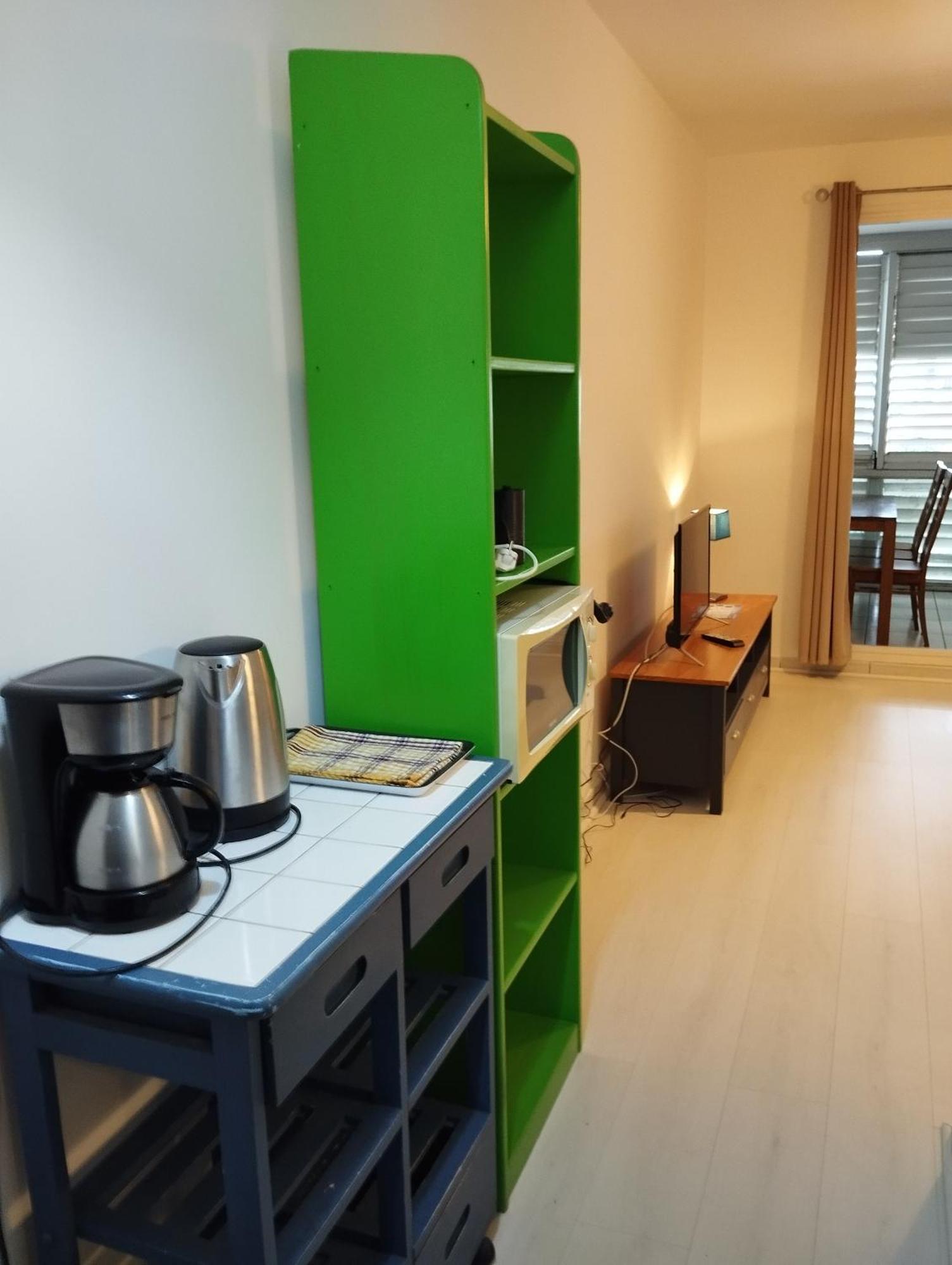 Studio Au Calme Saint-Denis Ngoại thất bức ảnh